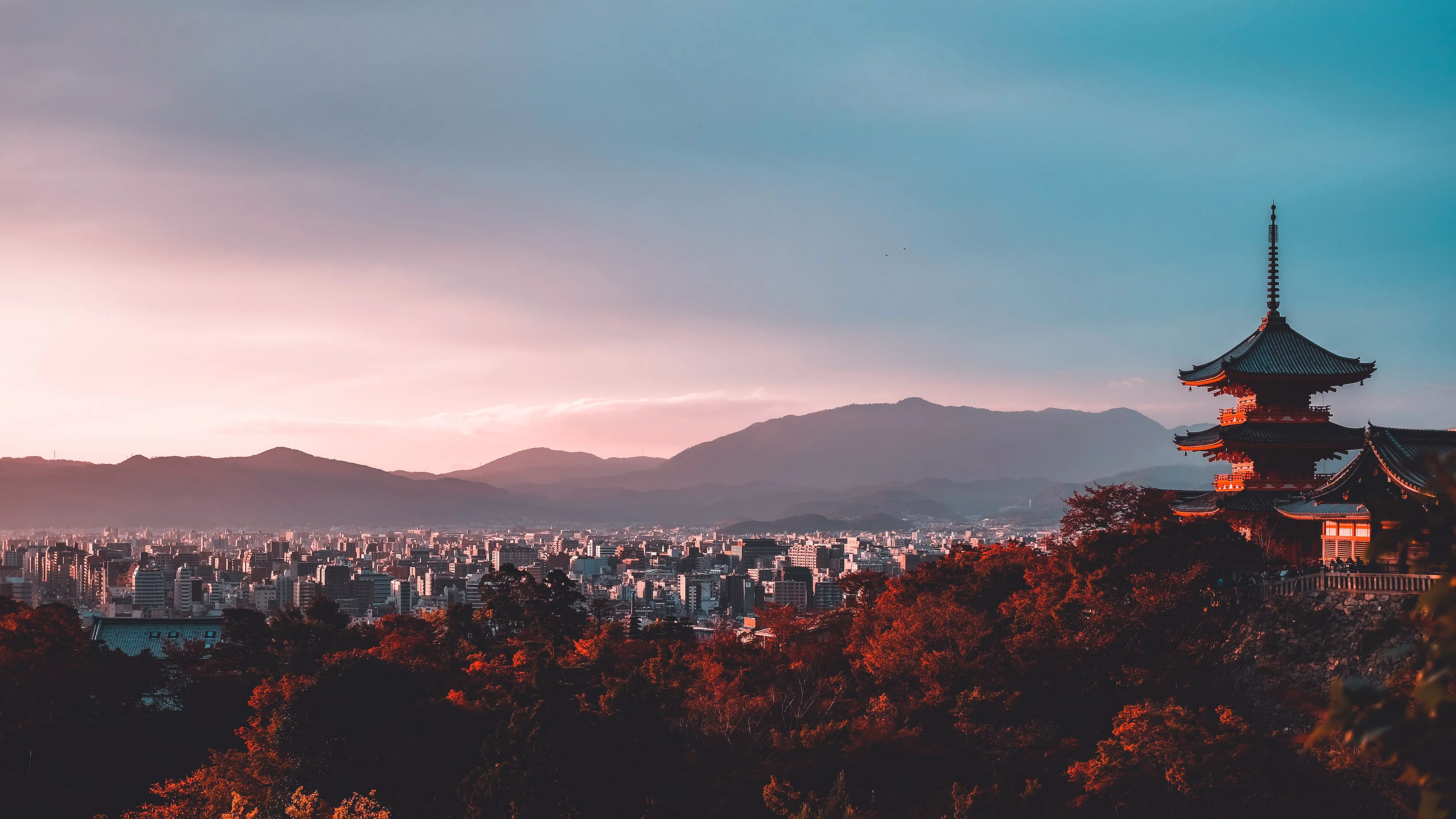 Pagoda Chureito y Monte Fuji en 4K