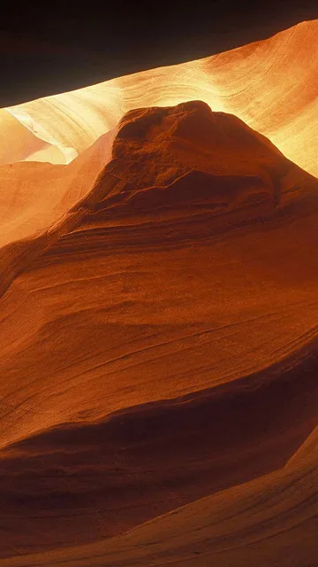 Canyon Antelope y Rayos de Luz (2K Móvil)